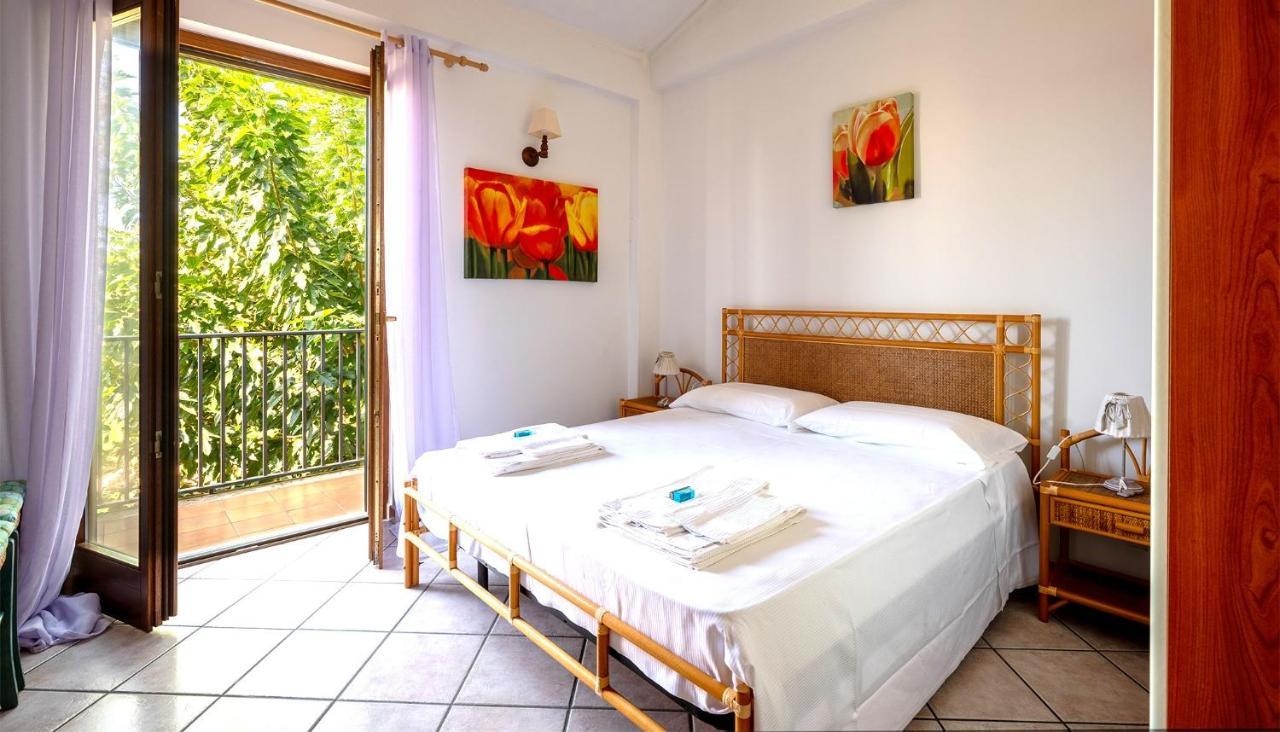 Villa Aura Marina di Modica Luaran gambar