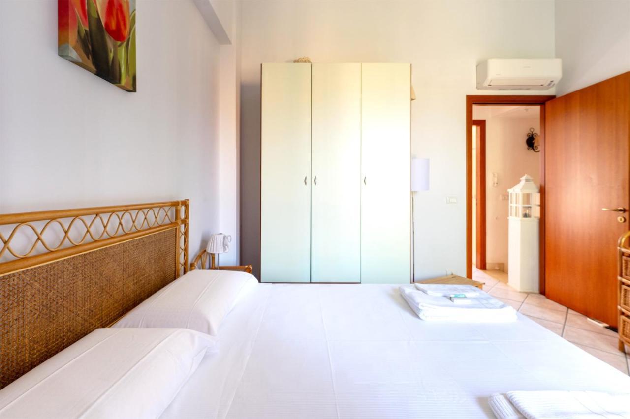Villa Aura Marina di Modica Luaran gambar